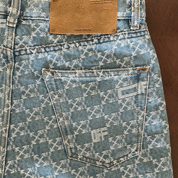 Off-White Blue and White Patterned Jean Shorts - Picture 3 of 6
